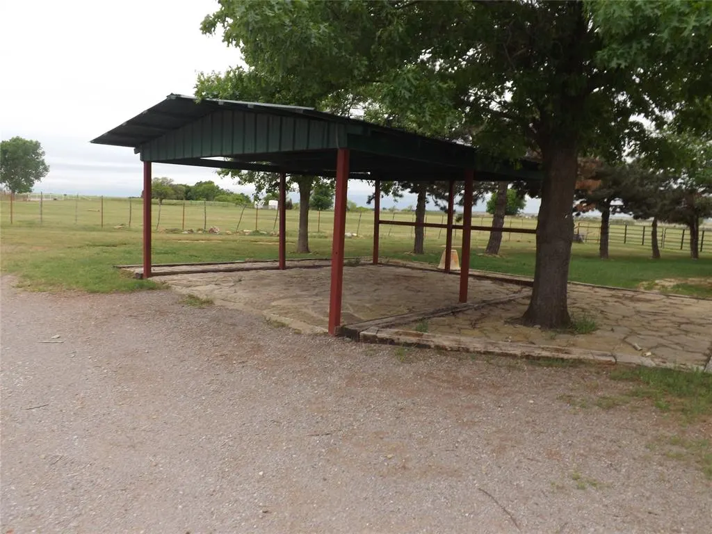 Photo 13 — 21259 E County Road 160 Road, Headrick, OK 73549