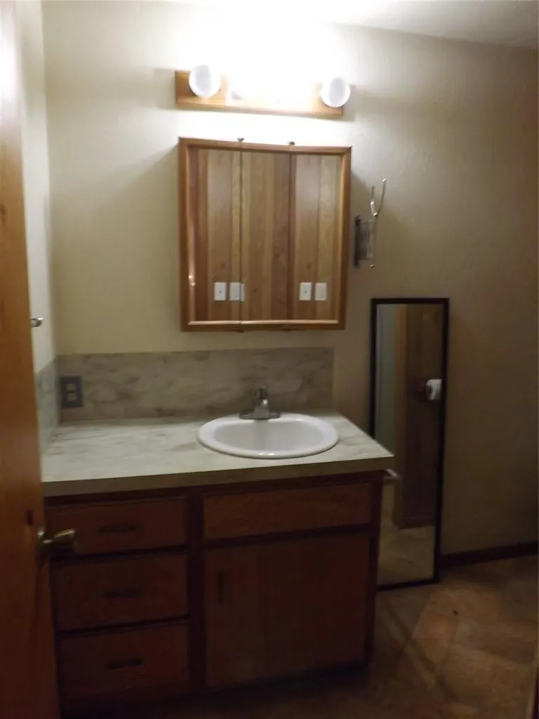 Photo 47 — 21259 E County Road 160 Road, Headrick, OK 73549