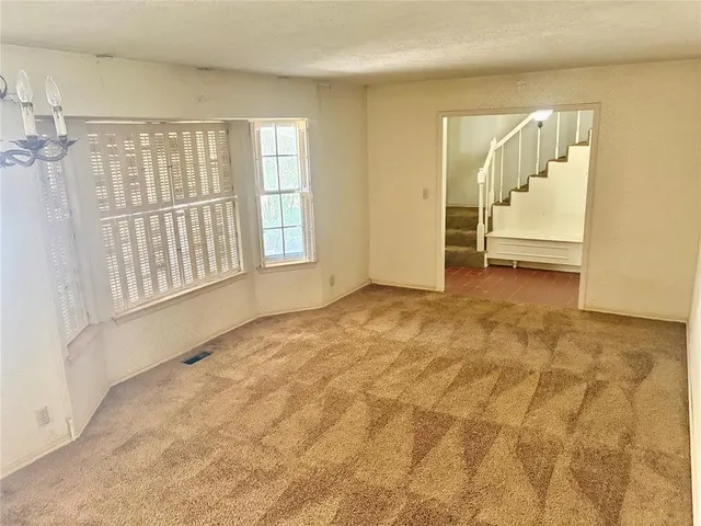 Photo 6 — 1606 Greenbriar Drive, Norman, OK 73072