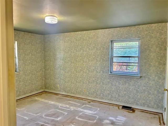Photo 7 — 1606 Greenbriar Drive, Norman, OK 73072