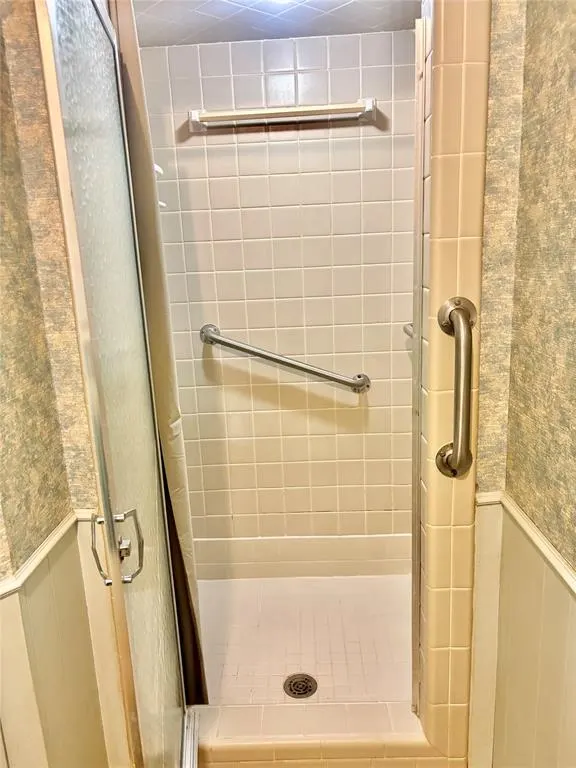 Photo 10 — 1606 Greenbriar Drive, Norman, OK 73072