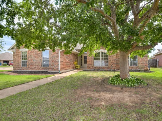Photo 3 — 15820 Breccia Road, Oklahoma City, OK 73170