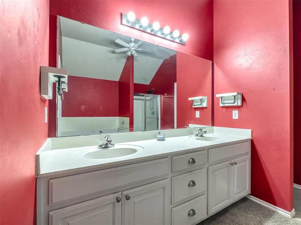 Photo 16 — 15820 Breccia Road, Oklahoma City, OK 73170