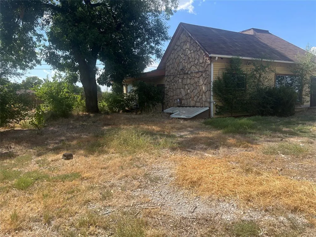 Front exterior — 4700 NE 36th Street, Oklahoma City, OK 73121