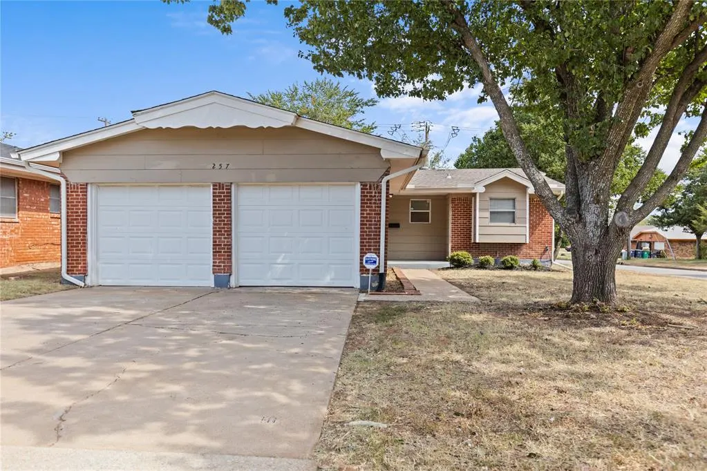 Front exterior — 257 NW 85th Street, Oklahoma City, OK 73114