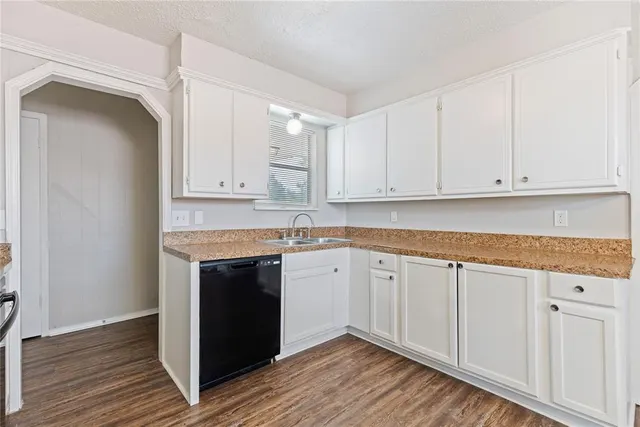Photo 7 — 257 NW 85th Street, Oklahoma City, OK 73114