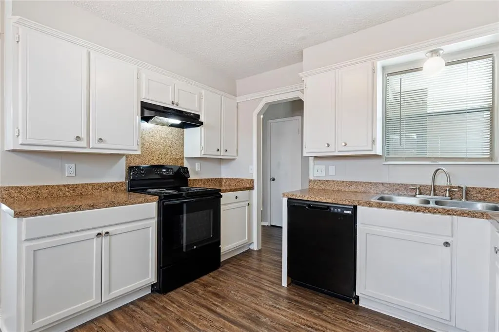 Photo 8 — 257 NW 85th Street, Oklahoma City, OK 73114