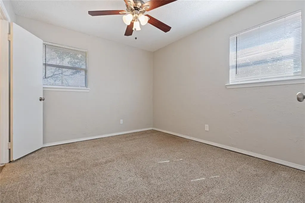 Photo 14 — 257 NW 85th Street, Oklahoma City, OK 73114