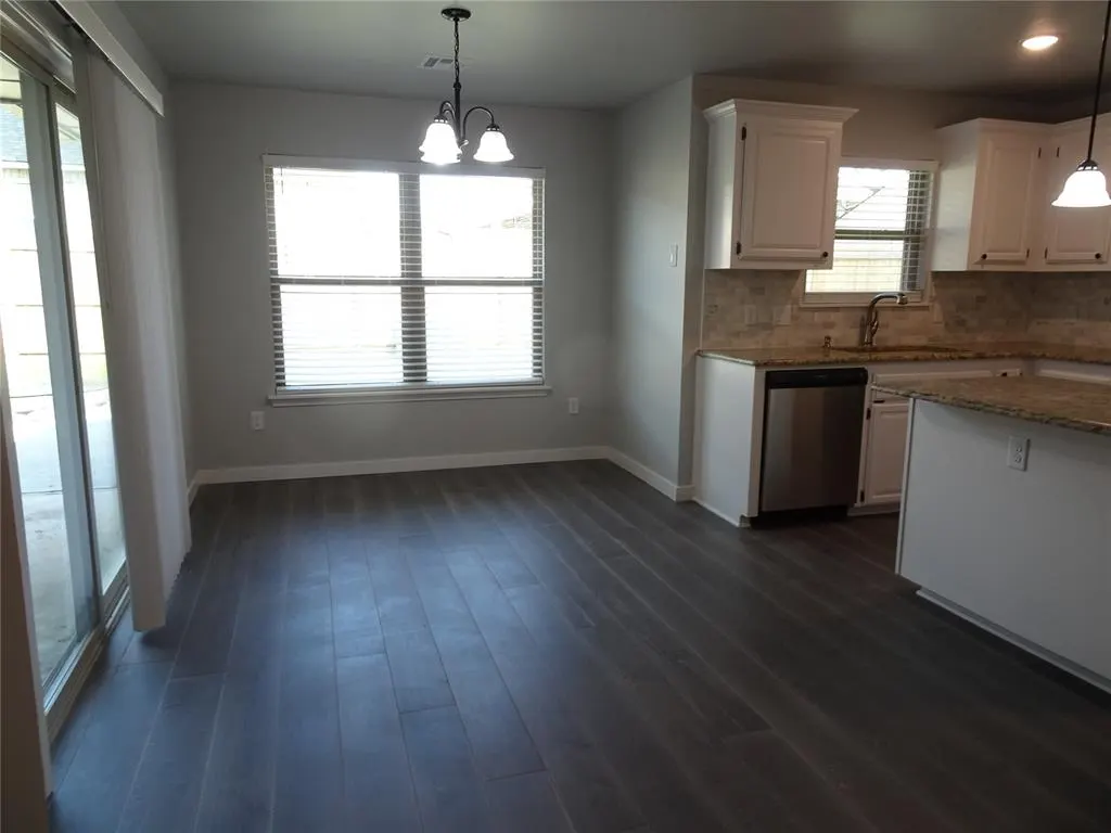 Photo 10 — 8412 Pinewood Drive, Oklahoma City, OK 73135