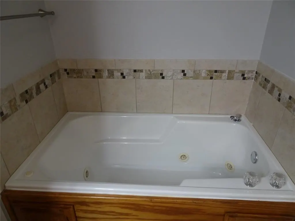 Photo 36 — 8412 Pinewood Drive, Oklahoma City, OK 73135