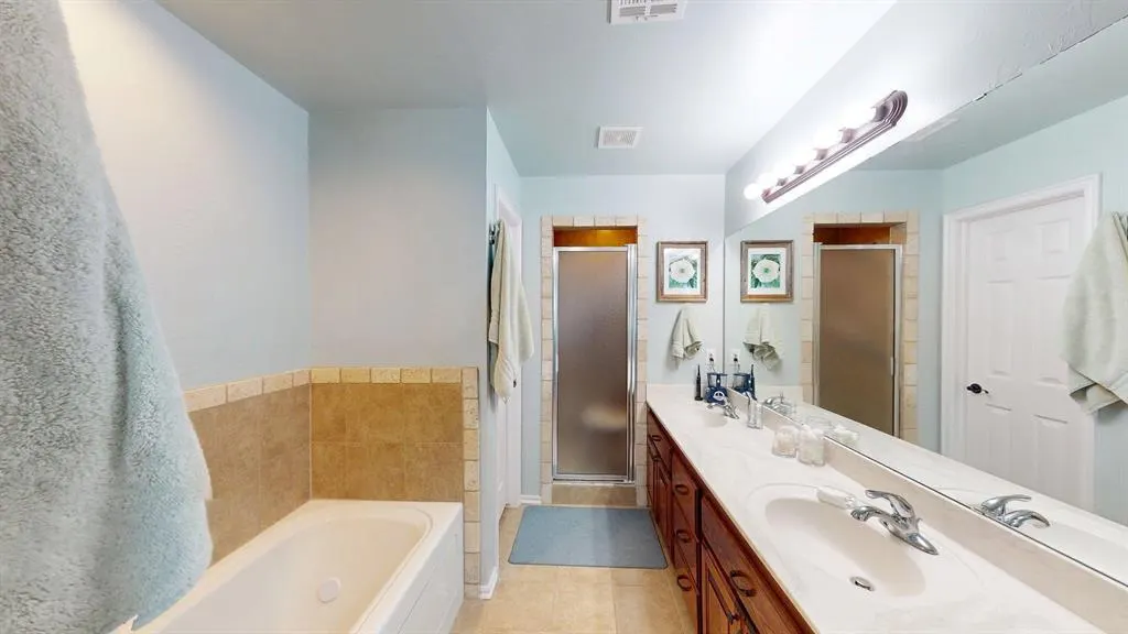 Photo 19 — 805 Canyon Drive, Yukon, OK 73099