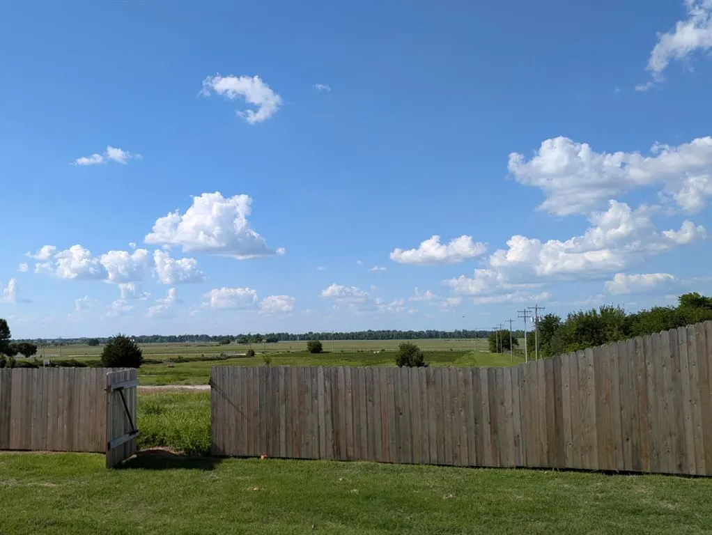 Photo 32 — 805 Canyon Drive, Yukon, OK 73099