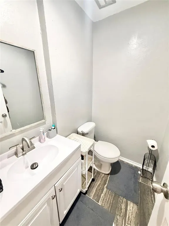 Photo 15 — 512 Mercury Street, Altus, OK 73521