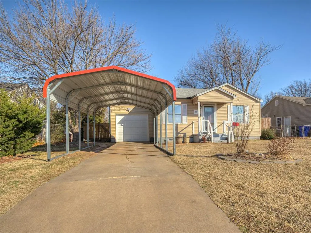 Photo 5 — 211 W Dale Street, Norman, OK 73069