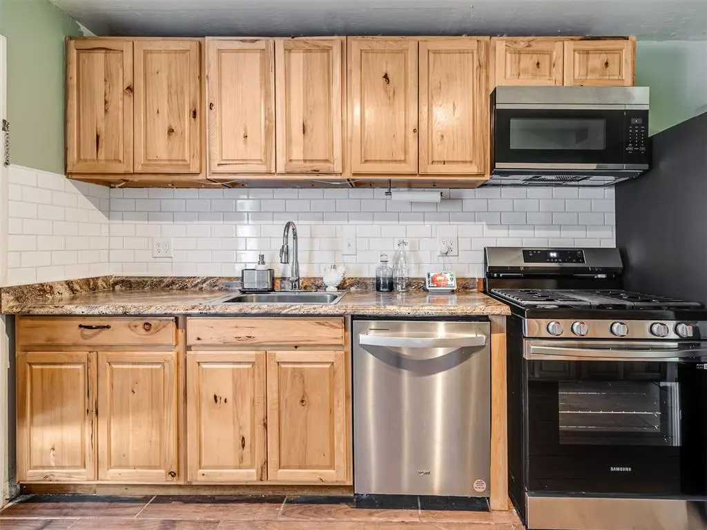 Photo 12 — 211 W Dale Street, Norman, OK 73069