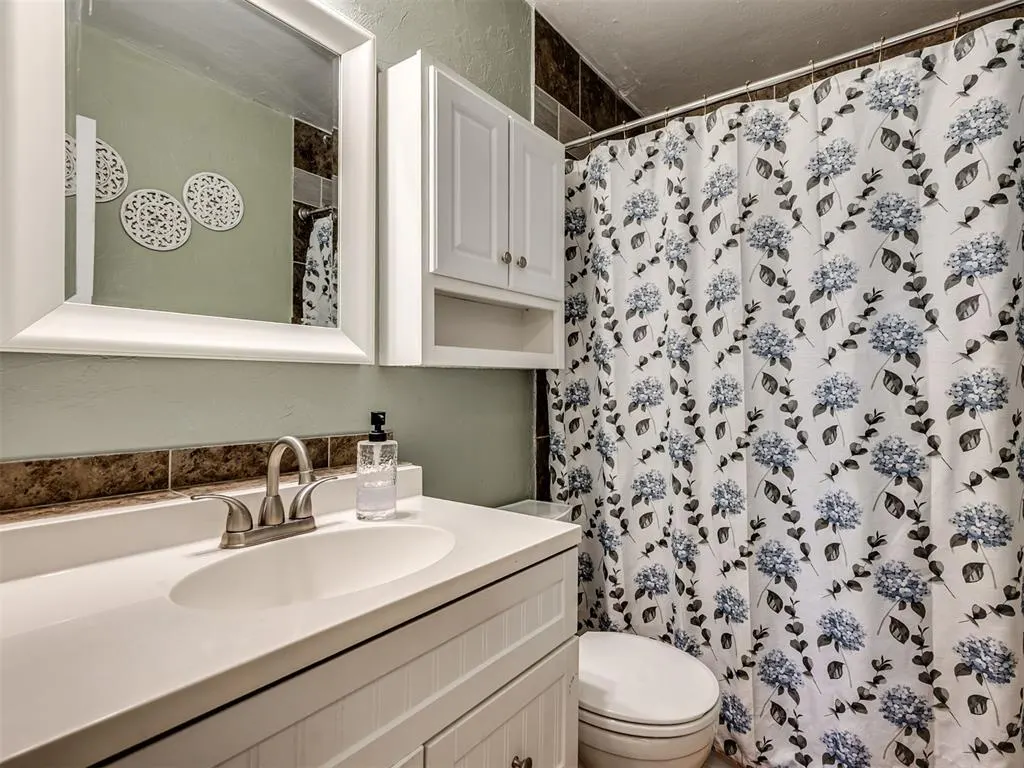 Photo 19 — 211 W Dale Street, Norman, OK 73069