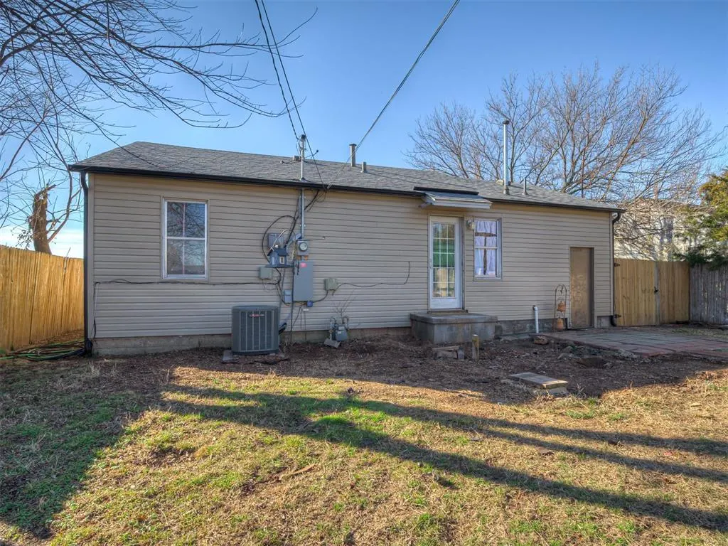 Photo 25 — 211 W Dale Street, Norman, OK 73069
