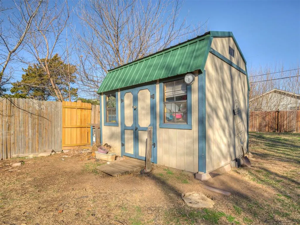 Photo 26 — 211 W Dale Street, Norman, OK 73069