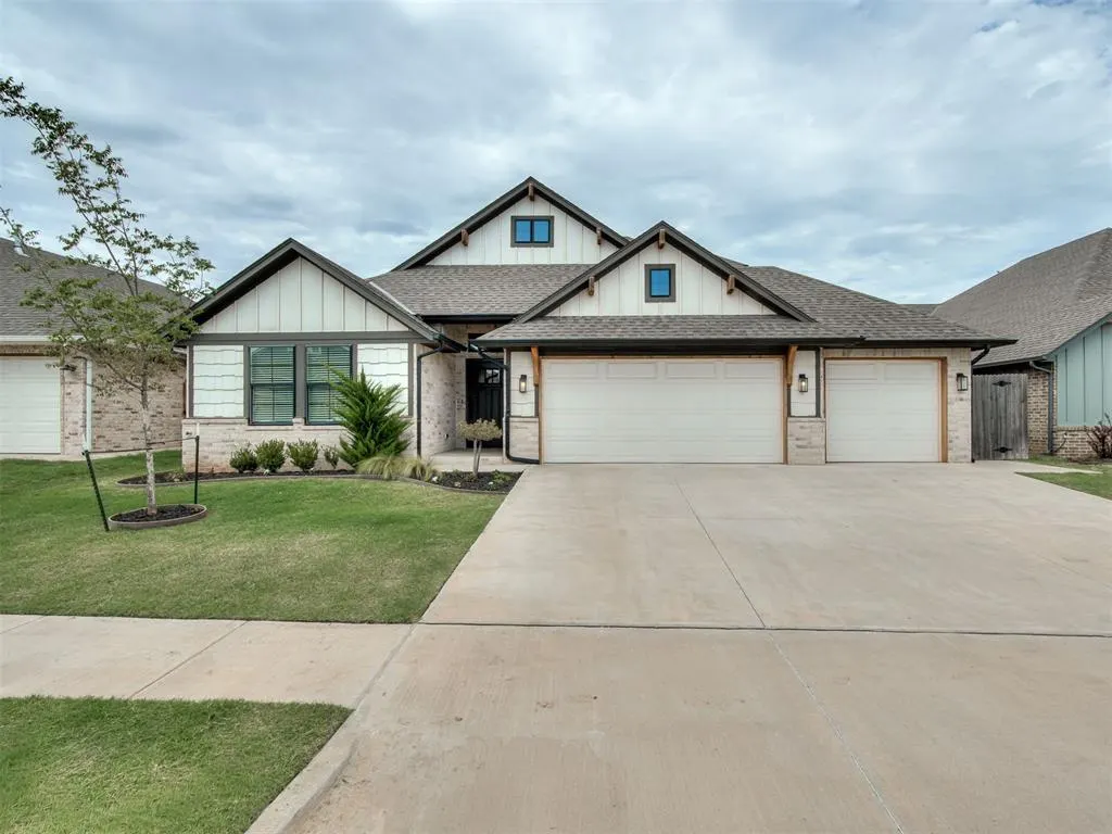 Photo 2 — 6609 NW 148th Street, Oklahoma City, OK 73142