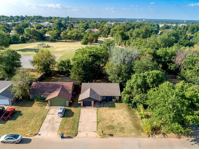 Photo 4 — 1009 E Will Rogers Drives, Stillwater, OK 74075