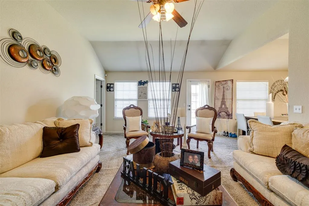 Photo 7 — 421 Hidden Creek Way, Oklahoma City, OK 73117