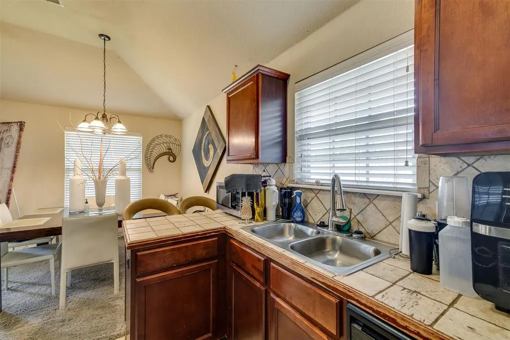 Photo 18 — 421 Hidden Creek Way, Oklahoma City, OK 73117