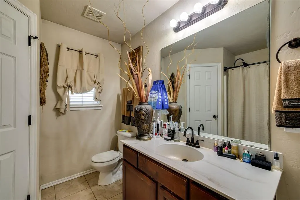 Photo 26 — 421 Hidden Creek Way, Oklahoma City, OK 73117