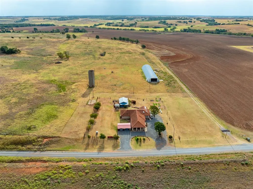 Photo 8 — 16115 County Street 2610, Binger, OK 73009