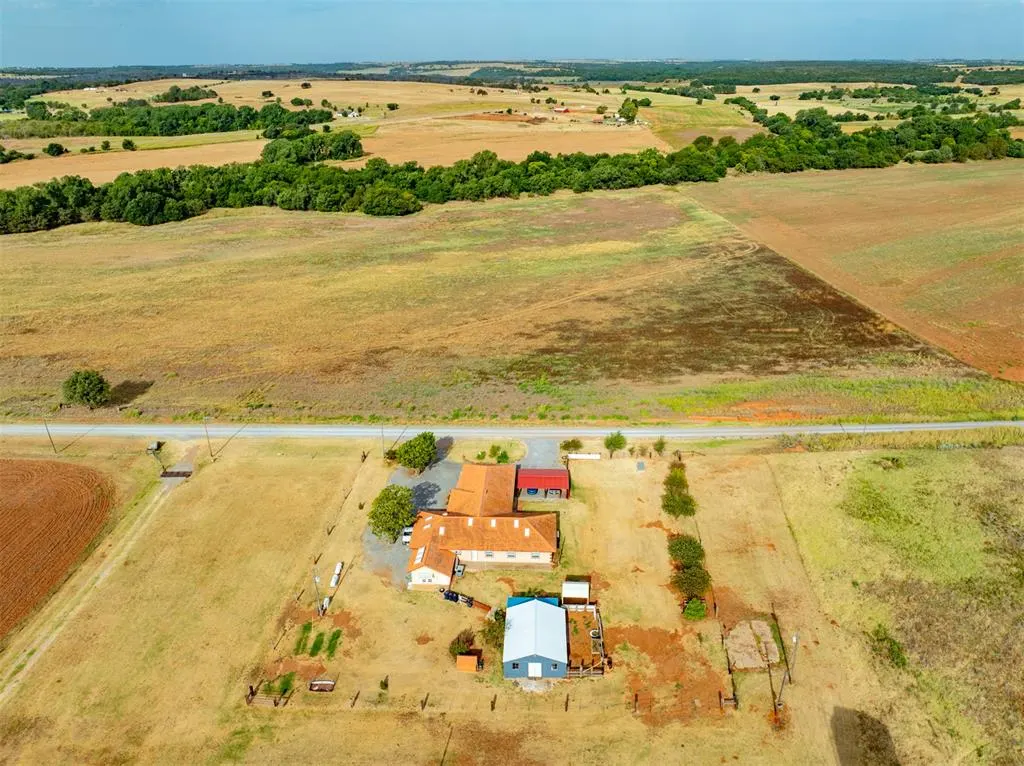 Photo 9 — 16115 County Street 2610, Binger, OK 73009
