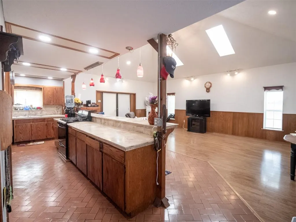 Photo 23 — 16115 County Street 2610, Binger, OK 73009