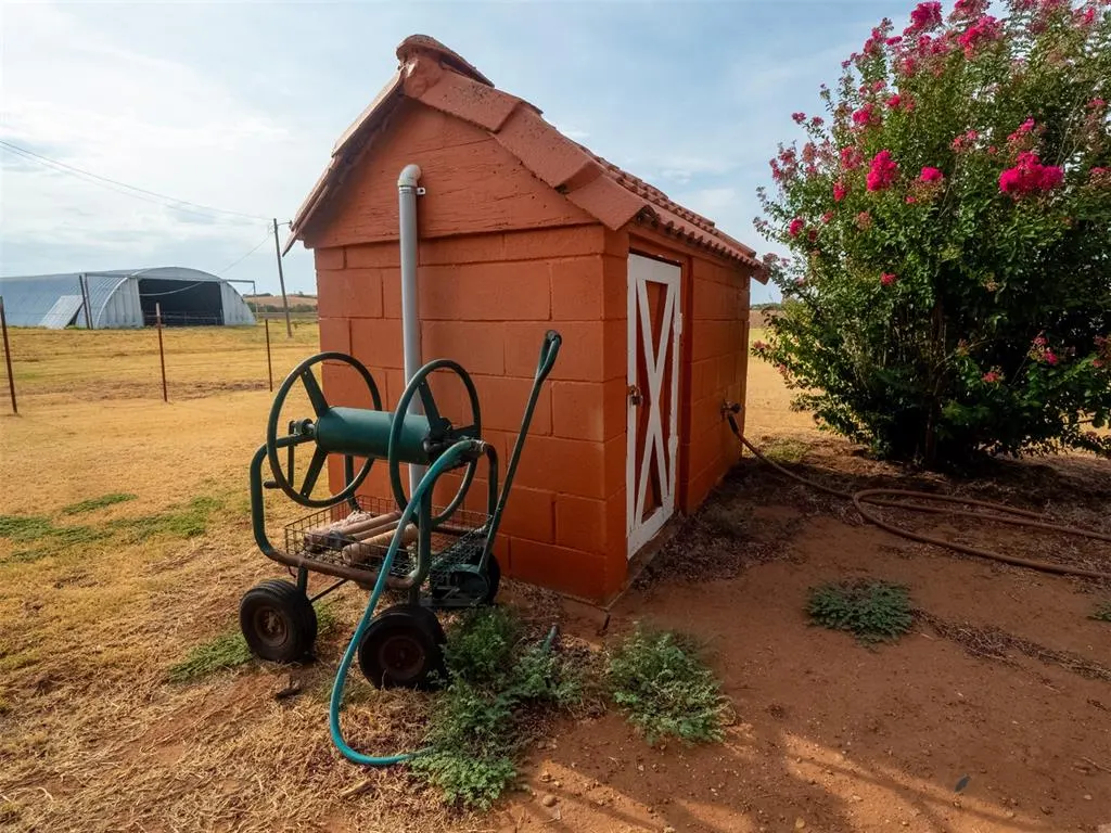 Photo 44 — 16115 County Street 2610, Binger, OK 73009