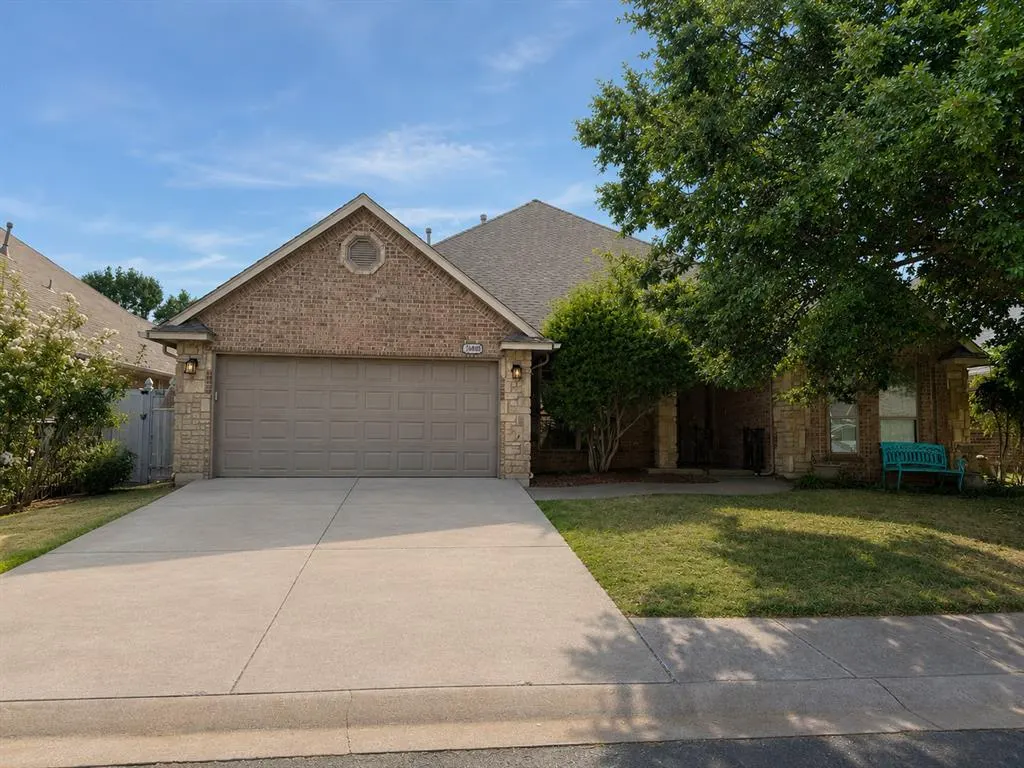 Front exterior — 16600 Farmington Way, Edmond, OK 73012