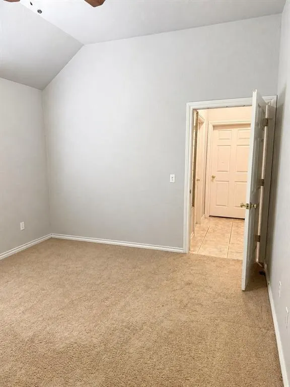 Photo 13 — 16600 Farmington Way, Edmond, OK 73012
