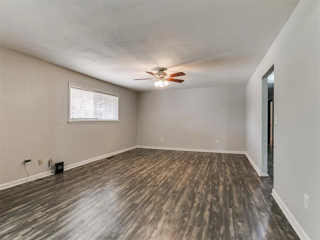 Photo 10 — 14957 Gilbert Street, Choctaw, OK 73020