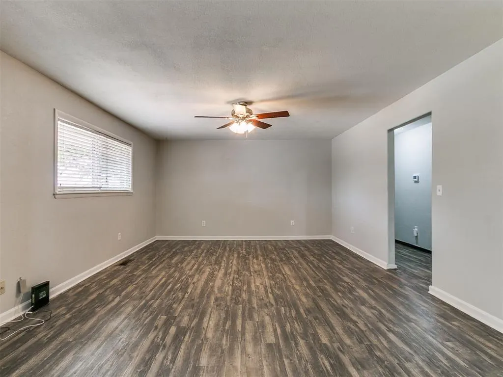 Photo 11 — 14957 Gilbert Street, Choctaw, OK 73020