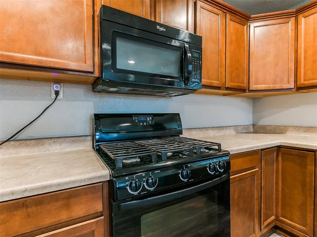 Photo 17 — 14957 Gilbert Street, Choctaw, OK 73020