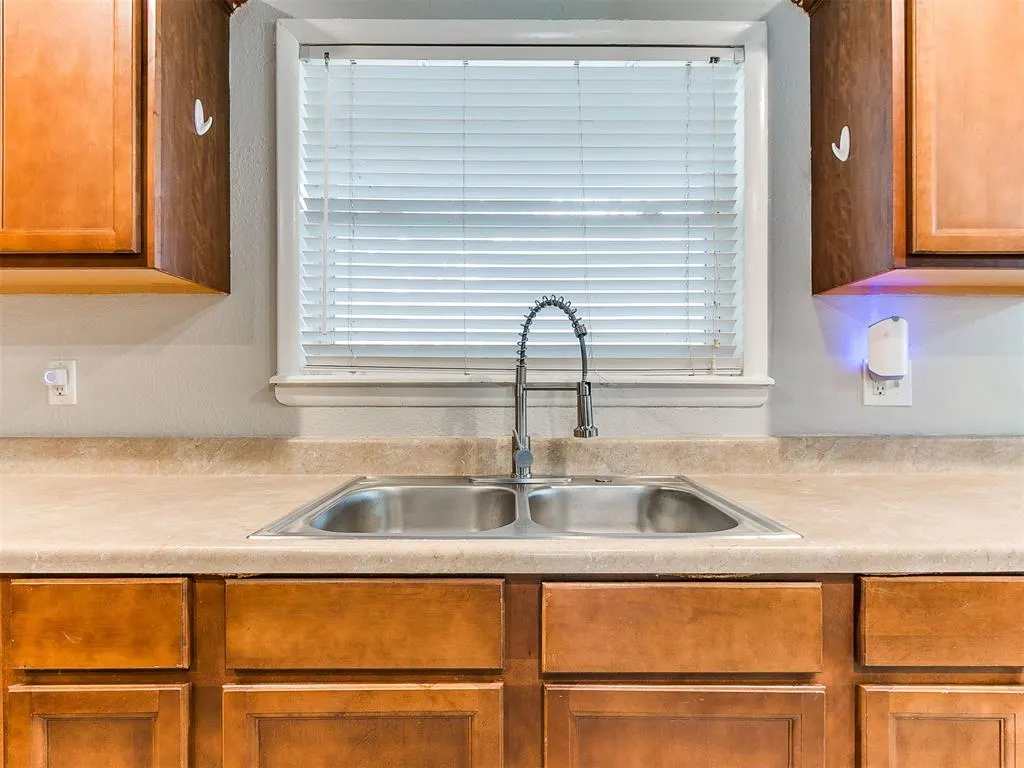 Photo 18 — 14957 Gilbert Street, Choctaw, OK 73020