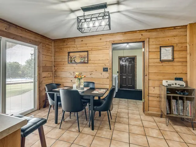 Photo 7 — 10100 Liberty Oak Drive, Oklahoma City, OK 73165