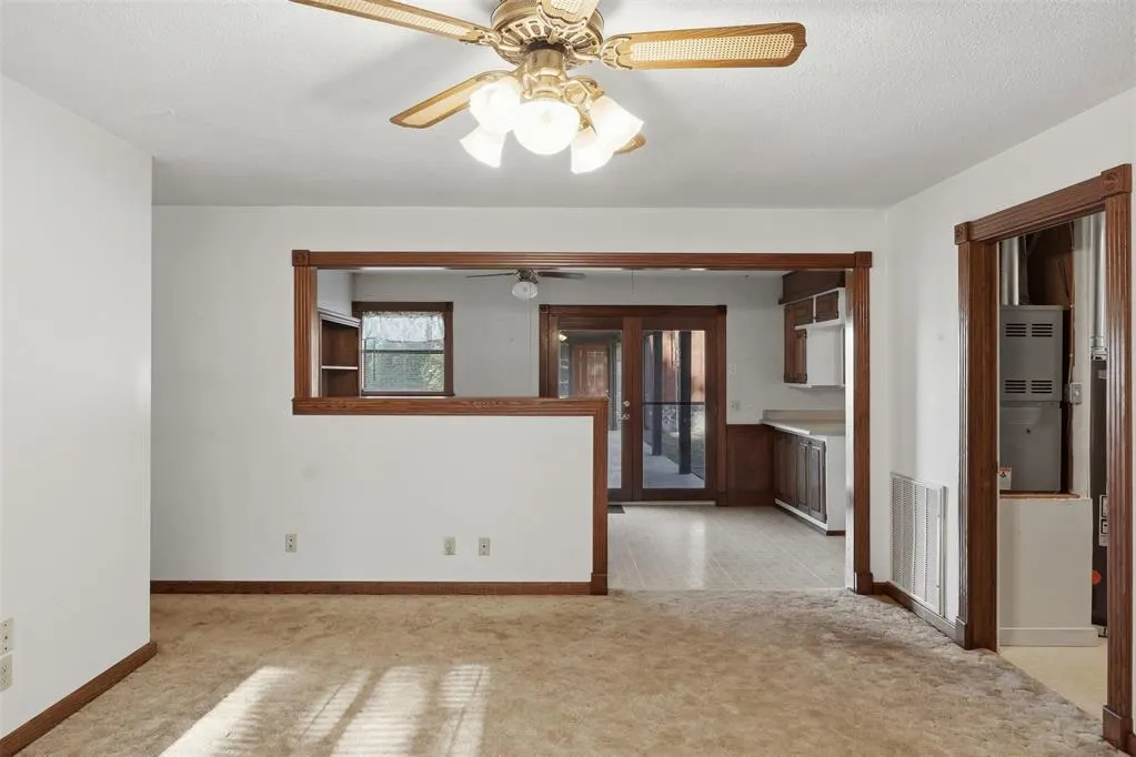 Photo 9 — 408 SE 3rd Street, Lexington, OK 73051