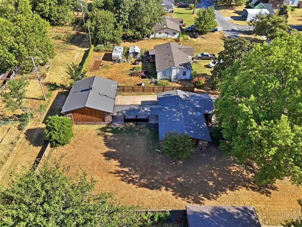 Photo 39 — 408 SE 3rd Street, Lexington, OK 73051