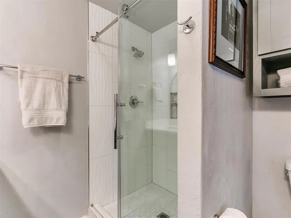 Photo 37 — 1525 NW 34th Street, Oklahoma City, OK 73118