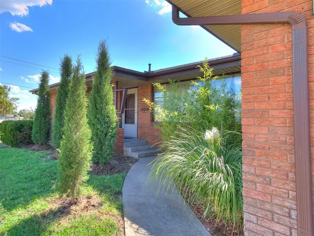 Photo 3 — 2001 N Keeton Avenue, Bethany, OK 73008