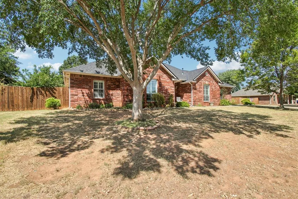 Photo 39 — 504 Pool Lane, Shawnee, OK 74801