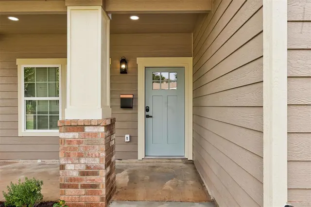 Photo 6 — 2110 N Fonshill Avenue, Oklahoma City, OK 73111