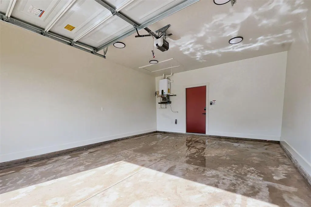 Photo 34 — 2110 N Fonshill Avenue, Oklahoma City, OK 73111