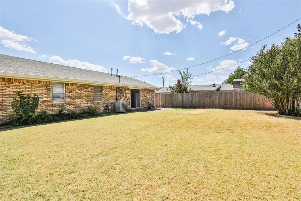 Photo 22 — 1449 SW 61st Street, Oklahoma City, OK 73159