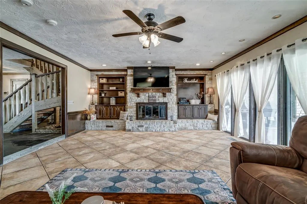 Photo 7 — 1104 NW 141st Street, Edmond, OK 73013
