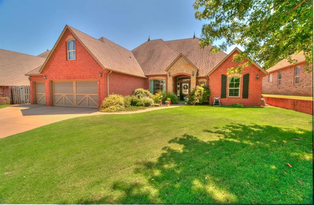 Photo 7 — 5832 Havenshire Lane, Edmond, OK 73034