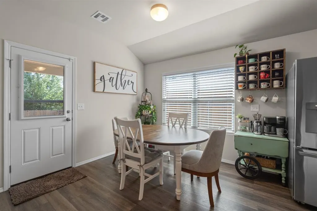 Photo 9 — 1316 Dustin Drive, Edmond, OK 73003