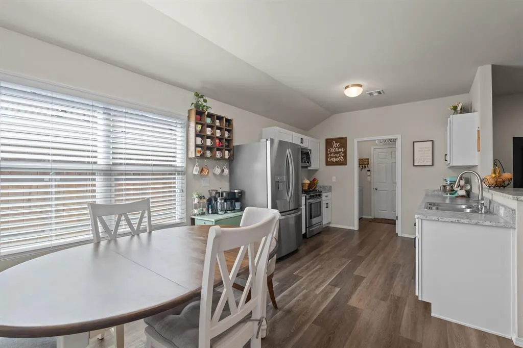 Photo 10 — 1316 Dustin Drive, Edmond, OK 73003